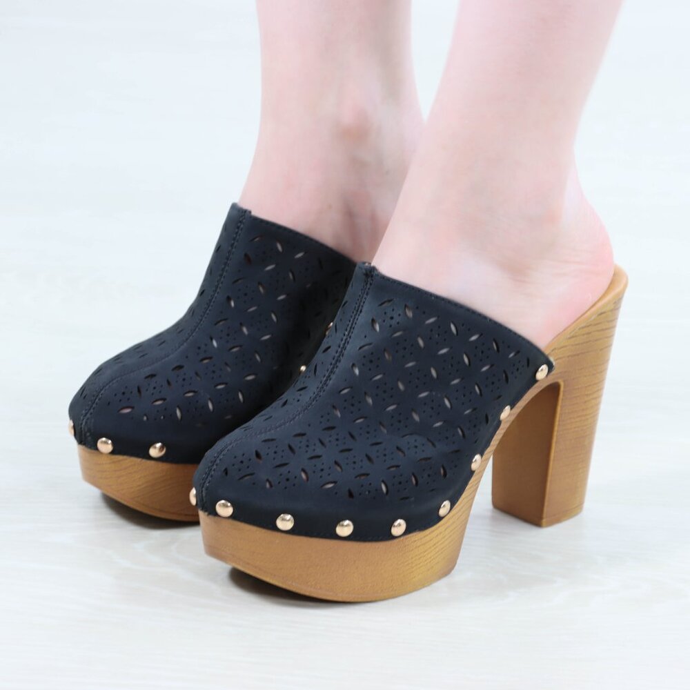 Black Studded Platform Clogs Retro Lightweight Faux Wood Block Heel Mules - Picture 13 of 15